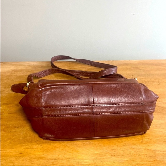 Vintage Brio Brown Buttery Crossbody Leather Bag - Picture 2 of 7